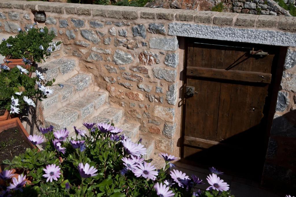 Mavromichalai Limeni Exterior foto