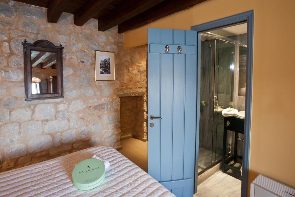Mavromichalai Limeni Quarto foto